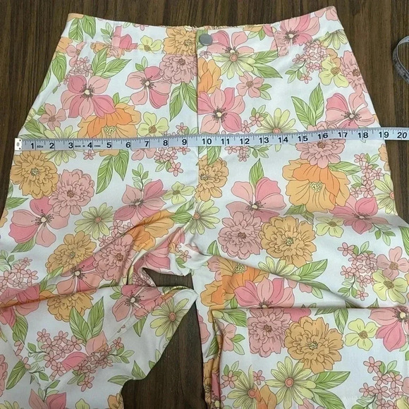 Versona Modern Spring Floral Straight Leg Pastel Pants Women’s size 8 NWOT - Picture 10 of 13